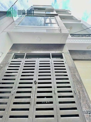 Nhà bán mới 4 Tầng nở hậu hẻm 157 Dương Bá Trạc P1Q8 - 5 Tỷ 250