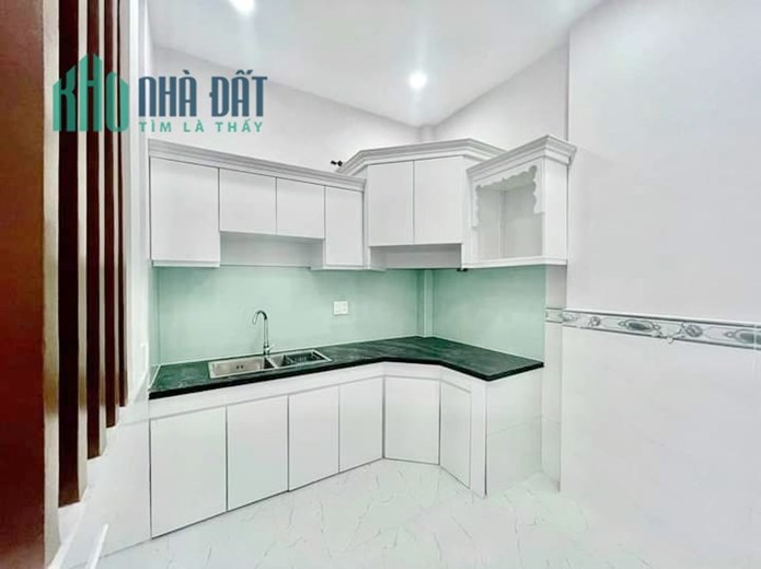 Nhà bán mới 4 Tầng nở hậu hẻm 157 Dương Bá Trạc P1Q8 - 5 Tỷ 250