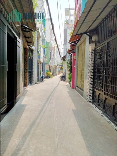 Nhà bán mới, đẹp 3 Tầng hẻm 136 Nguyễn Thị Tần P2Q8 - Giá 6.4 Tỷ