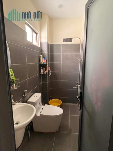 Bán nhà hẻm Ôtô  Nguyễn Văn Đậu P.11 Q.Bình Thạnh DT 60 m2 (5,1x12m 5Tầng) Chỉ nhỉnh 6,3Tỷ, Xách