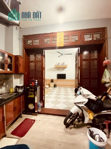 Hiếm! Bán nhà Lê Quang Đạo - Mỹ Đình 4 tầng, sổ nở hậu đúng 5m ra ô tô tránh, giá 2.8 tỷ