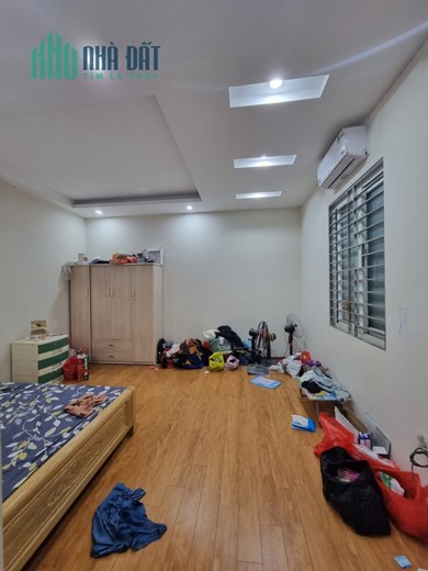 Hiếm! Bán nhà Lê Quang Đạo - Mỹ Đình 4 tầng, sổ nở hậu đúng 5m ra ô tô tránh, giá 2.8 tỷ