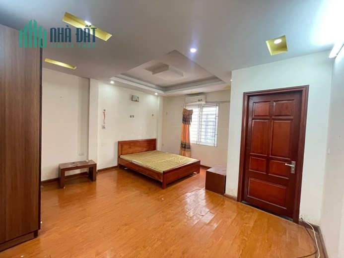 Bán nhà Láng Hạ, ngõ dân trí cao, nhà đẹp, dân xây 60 m, 4PN, nhỉnh 4 tỷ