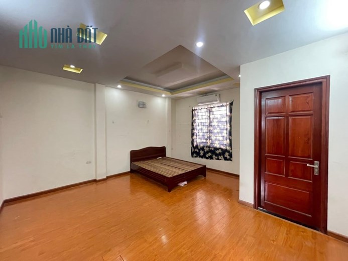 Bán nhà Láng Hạ, ngõ dân trí cao, nhà đẹp, dân xây 60 m, 4PN, nhỉnh 4 tỷ