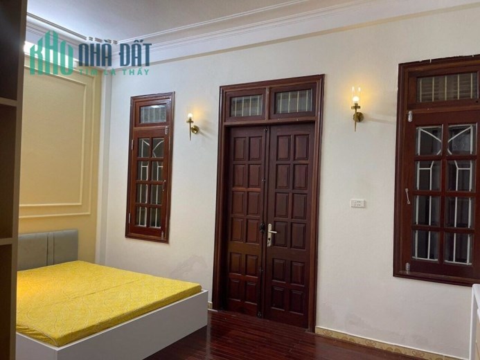 Bán nhà Xã Đàn 41m2 x 5 tầng, mt 3.5m, 2 thoáng trước sau, nhà dân xây, view hồ, 4.85 tỷ
