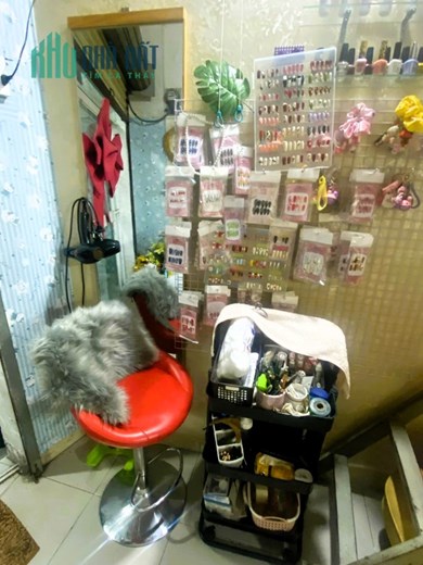 Sang tiệm nail 40m2 mặt tiền đường Linh Trung