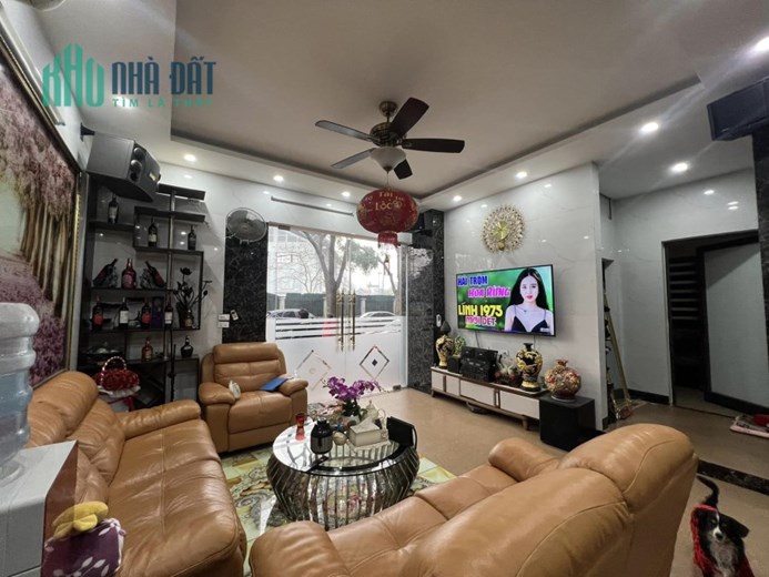 bán nhà phố NGUYỄN SƠN ( long biên) _NHÀ ĐẸP - PHỐ VÍP - TIỆN ÍCH BẠT NGÀN - FULL NỘI THẤT_ 32 m2