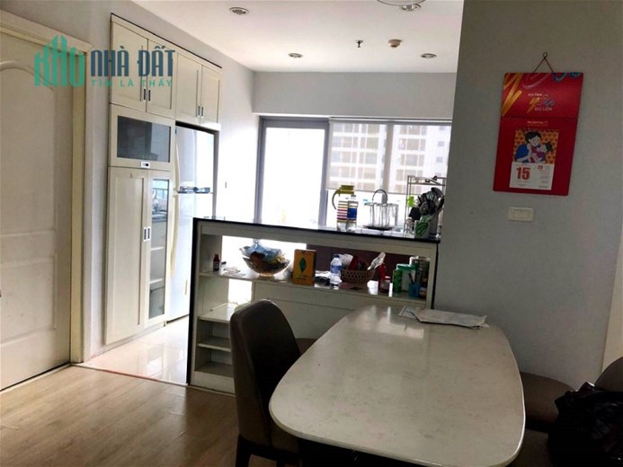 Chính chủ bán căn hộ Star Tower 89m2 full NT 2PN 2WC tầng đẹp lốt Ôtô Giá 4 tỷ