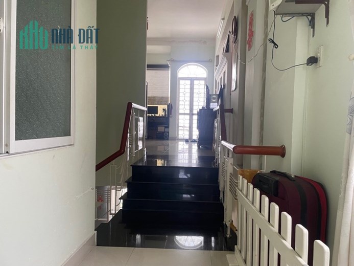 Bán gấp đất 110m2 nở hậu đã rất rẻ còn tặng nhà 2 tầng ngay Hàm Nghi, Thanh Khê, Đà Nẵng