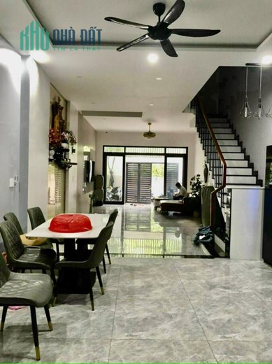 Bán Nhà Mặt Tiền 5Mx20M 3Tầng Đường Phùng Chí Kiên quận Tân Phú