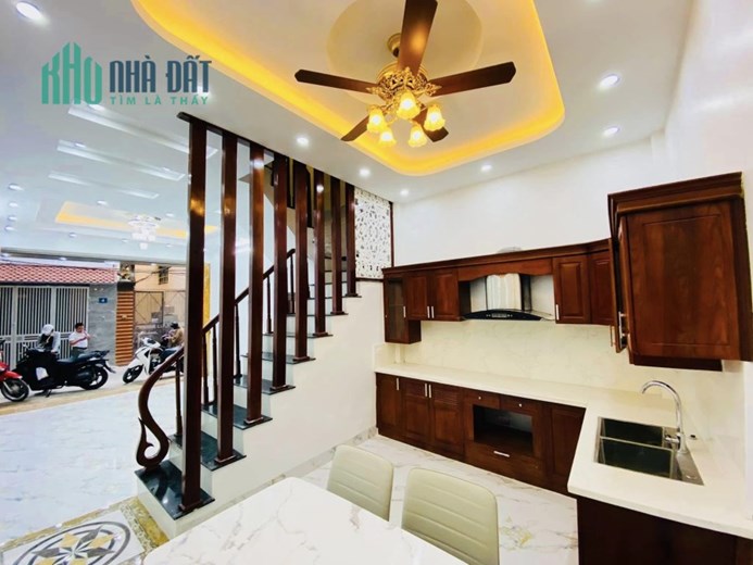 Bán Nhà Ngõ Oto Phố Trung Liệt Giao Nguyễn Văn Tuyết, Thái Hà, Quận Đống Đa. Diện Tích 41m2 x 4