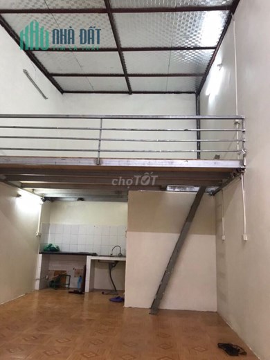 Cho thuê nhà cấp 4 ngõ otto, điện nước giá Nhà nước, giá 4tr phố Đặng Xuân Bảng