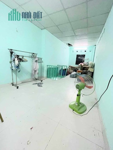 Bán gấp nhà Điện Biên Phủ, Phường 21, Bình Thạnh, 21m, giá chỉ 1,8 tỷ.