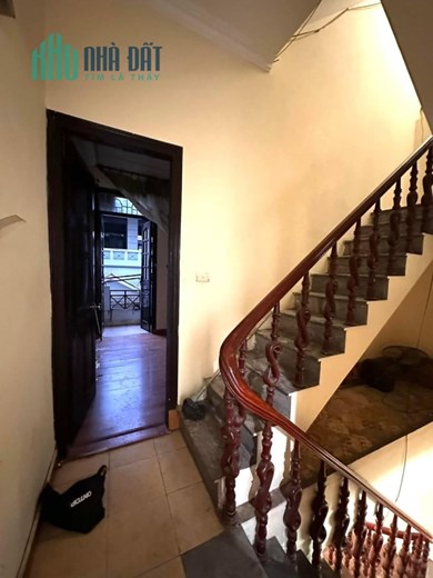 PHỐ CỰ LỘC - NHÀ ĐẸP - NGÕ THÔNG - GẦN PHỐ Dt 35M , MT 4,2M -GIÁ NHỈNH 4TỶ