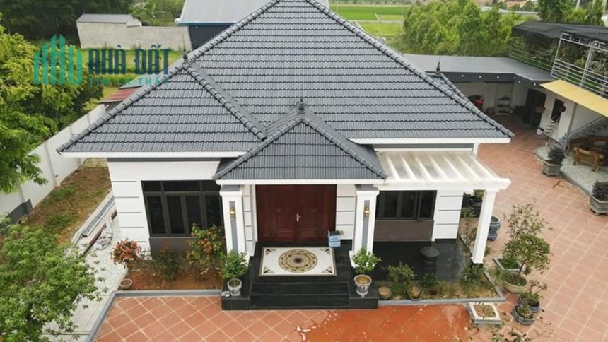 Bán nhà mặt tiền Phan Văn Đối, gần trường học, chợ, ngân hàng, siêu thị mini, giảm sâu