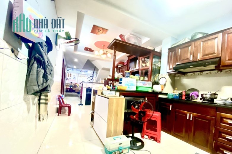 Bán Mặt tiền 6,2M * 24M đường Bàu Cát - 3 Lầu kinh doanh - 22,9 tỷ Tl