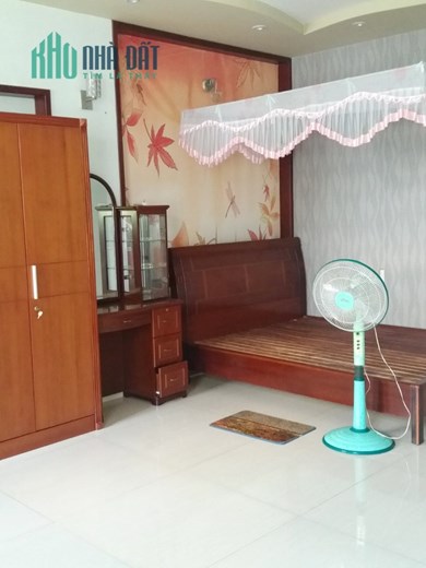Nhà thuê 4 Tầng đường 12m KDC 6B intresco xã Bình Hưng
