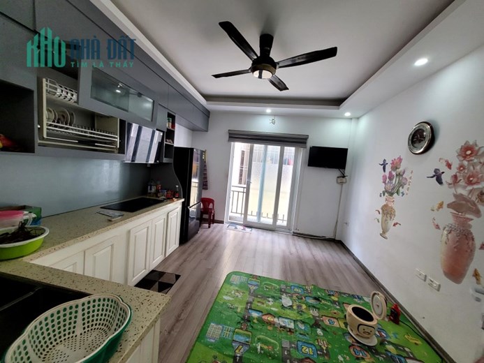 Cần tiền bán gấp nhà 5 tầng Hà Đông