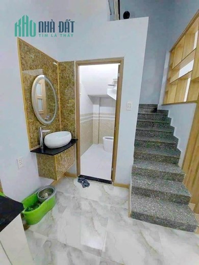 Nhà mới 4 Tầng hẻm 154 Âu Dương Lân P3Q8 - 4 Tỷ 9