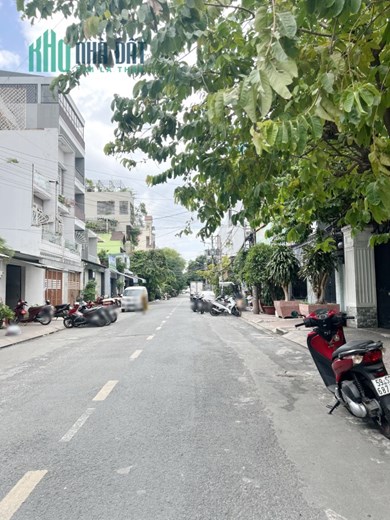Bán gấp CHDV 6 tầng mặt tiền đường Huỳnh Văn Một P.Hiệp Tân Quận Tân Phú