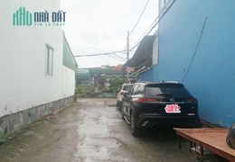 XE HƠI ĐẬU CỬA NGAY TRƯỜNG VÕ THỊ THỪA QUẬN 12, 78M2, 2 TẦNG BTCT, 3 PN, KHÔNG LỘ GIỚI.
