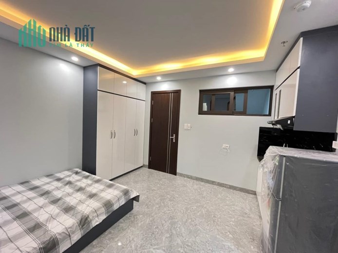 BÁN GẤP TÒA CCMN TẠI MINH KHAI 120M, 8 TẦNG, 29 PHÒNG, DOANH THU 1.7 TỶ/ NĂM, SỔ ĐỎ PHÂN LÔ, 19.6