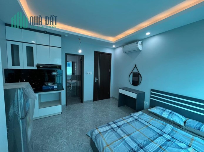 BÁN GẤP TÒA CCMN TẠI MINH KHAI 120M, 8 TẦNG, 29 PHÒNG, DOANH THU 1.7 TỶ/ NĂM, SỔ ĐỎ PHÂN LÔ, 19.6