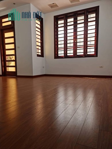 TRUNG KÍNH  -  PHÂN LÔ - Ô TÔ TRÁNH- 2 THOÁNG - GẦN PHỐ -DT 60M , MT 5,5M GIÁ NHỈNH 15TỶ