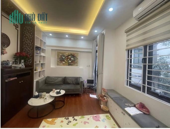 Bán nhà 81m2 phố Sài Đồng, Long Biên Gara Ô tô tránh Thang máy Nội thất Đẳng cấp Giá 12.1 Tỷ