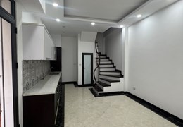 NHÀ MẶT NGÕ TẠI NGHI TÀM THUỘC QUẬN TÂY HỒ. NHIỀU ĐIỀU THÚ VỊ MÀ RẤT RẺ SẴN SÀNG ĐỂ BẠN KHÁM PHÁ!!!