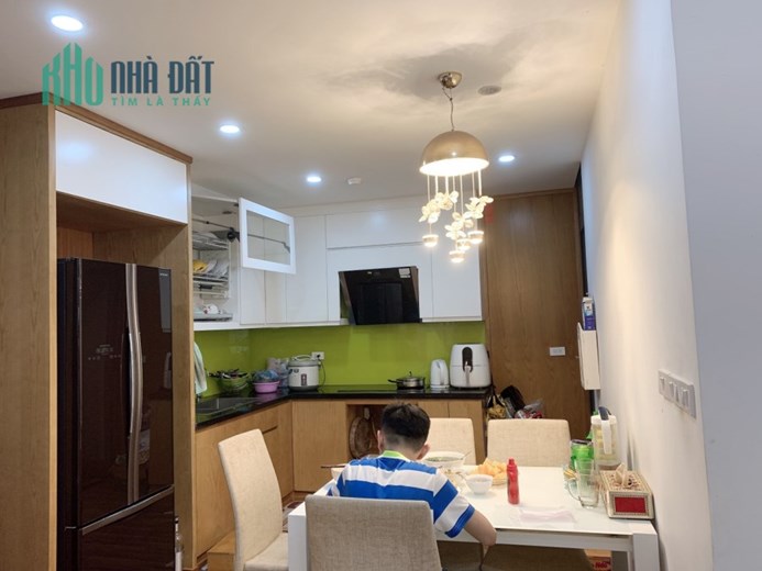 N04B Ngoại Giao Đoàn 3PN  DT 112m2 tầng trung , giá 5.5 tỷ