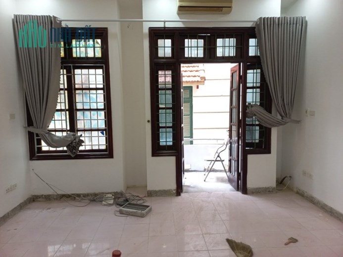 NHÀ ĐẸP 4 TẦNG PHỐ NGỌC LÂM – VỊ TRÍ THÔNG SỐ ĐẸP