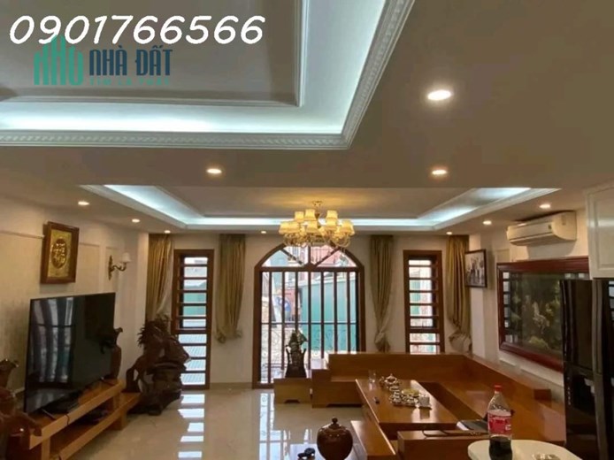 Siêu Phẩm Quận Đống Đa, Phố  Nguyên Hồng 60m x 7T, Giá 2x tỷ.
