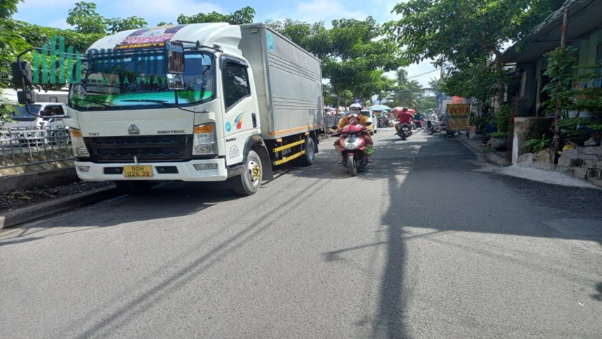 Bán nhà M.Tiền THẠNH LỘC 17 PHƯỜNG THẠNH LỘC quận 12, Ngan lớn 20m, Đường XE TẢI tránh, giá chỉ 30