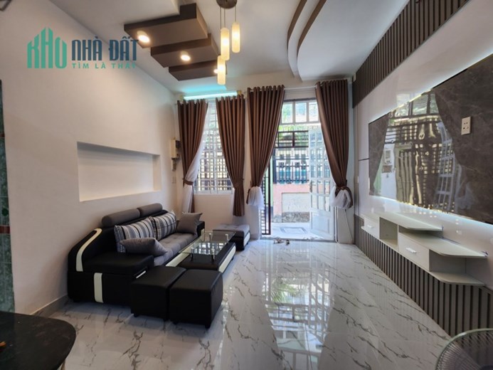 BÌNH THẠNH - 33M2 - NHÀ 4 TẦNG MỚI ĐẸP, 3PN, 4WC - NỞ HẬU TÀI LỘC - TẶNG NỘI THẤT - 4.750 TY