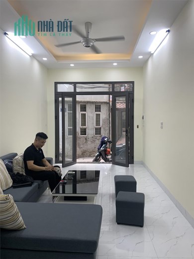 Bán nhà Lương Khánh Thiện, Tân Mai 38m, 5 tầng, lô góc, ngõ thông, kinh doanh, hơn 4 tỷ
