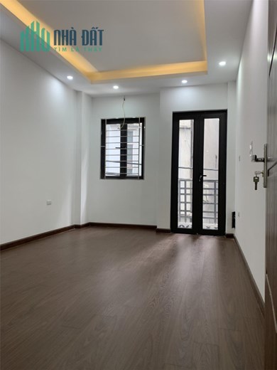 Bán nhà Lương Khánh Thiện, Tân Mai 38m, 5 tầng, lô góc, ngõ thông, kinh doanh, hơn 4 tỷ
