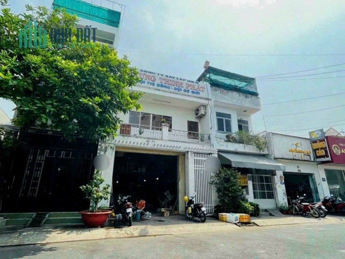 Bán nhà MẶT TIỀN Đường 13m + vỉa hè, KHU HỌ LÊ, Quận Tân Phú, 125m2(6.55m x 18.4m) SỔ VUÔNG ĐÉT