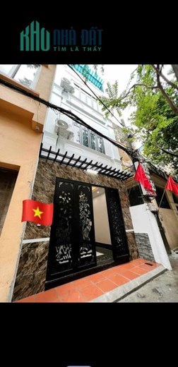 BÁN NHÀ ĐẸP - DT:50M2 x MT:4M x 4 TẦNG x 5 NGỦ - CHỈ 30M RA ÔTÔ NGÕ TRƯỚC NHÀ 3 M GẦN ROYAL CITY