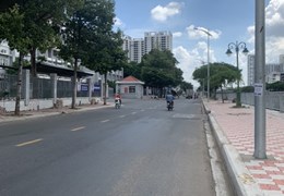 Nhà mặt hẻm, 4 tầng + Sân Thượng, Dt 3.5m x 15m, ngay Bến Bình Đông, P15-Q8, nhỉnh 3 tỷ.