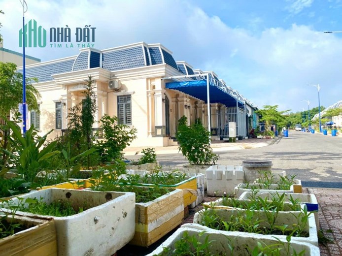 Bán nhà sổ riêng ngay trung tâm Bến Cát Bình Dương