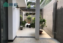 Bán biệt thự cực đẹp gần Trường Chinh - Tân Bình rẻ như Bình Tân