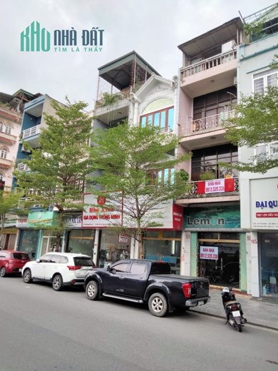 Chính chủ bán nhà 3,5 tầng ngay MT đường Nguyễn Văn Cừ, P.Hồng Hải, TP.Hạ Long, Quảng Ninh