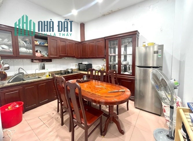 PHÁO ĐÀI LÁNG - NHÀ DÂN XÂY – 2 THOÁNG – NGÕ NÔNG GẦN PHỐ - MẶT TIỀN ĐẸP – 52M2, 6.5 TỶ