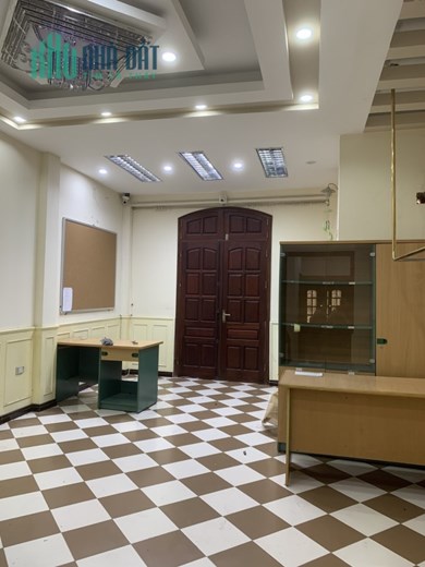 Bán Nhà Phố Yên Lạc, Hai Bà Trưng ,3 Mặt Tiền, Ô Tô Vào Nhà, 58m, giá 11.8 Tỷ