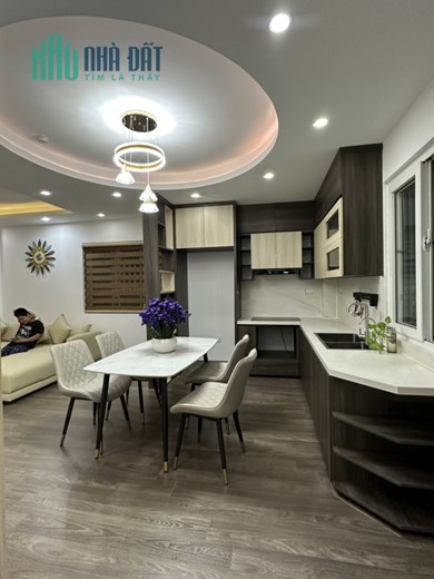 Bán căn chung cư góc view hồ thiên nga, VIP nhất khu đô thị Thanh Hà, Hà Đông. Giá bán chưa đến 2