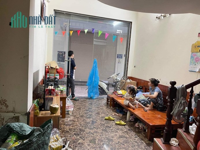 Kim Mã, nhà nhỏ ngõ xinh, ô tô sát cửa, 5 tầng, 15m ra phố, 4.11 tỷ.