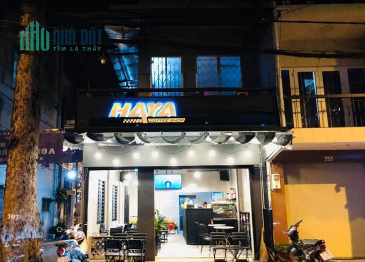 (HẠ CHÀO BÁN NHANH) MP LÒ ĐÚC 135M2 HÈ 3M, KD SÀM UẤT, MẶT TIỀN 5M.