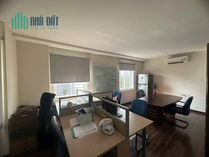CĂN HỘ CHUNG CƯ CAO CẤP  Le Grand Jardin SÀI ĐÒNG( LONG BIÊN) 2 NGỦ_ 2 WC ..DT : 84 M2. BAN CÔNG