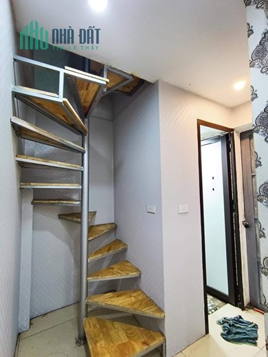 NHÀ ĐẸP CHO THUÊ NGUYÊN CĂN MẶT PHỐ 8/3, HAI BÀ TRƯNG
